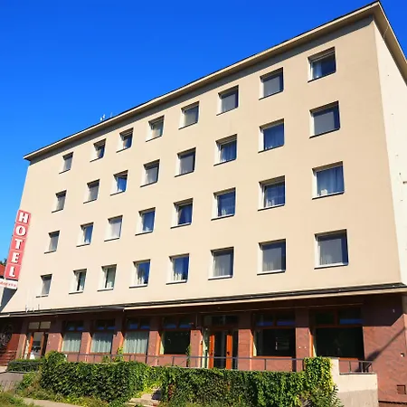 Hotel Morava 307 Safarikova 855